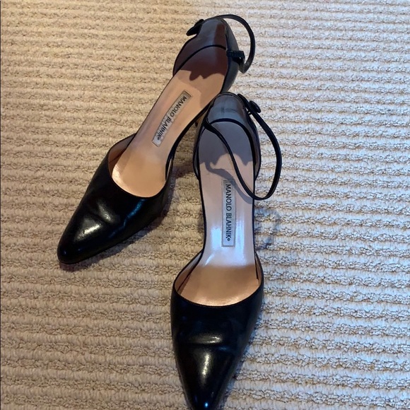 manolo blahnik mary janes